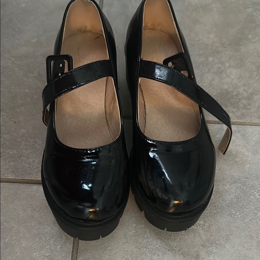Black Patent Leather Mary Jane Shoes